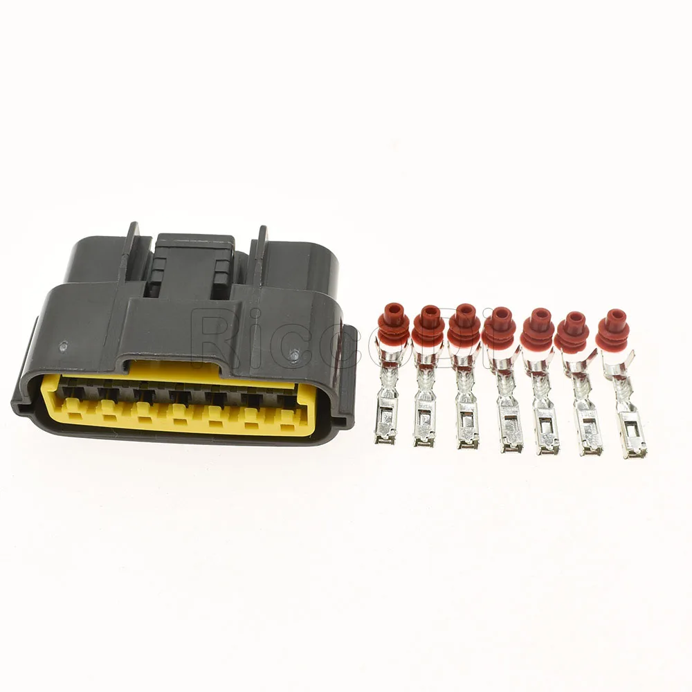 道具 オートバイテールバッグ ユニバーサルテールバッグ 多機能