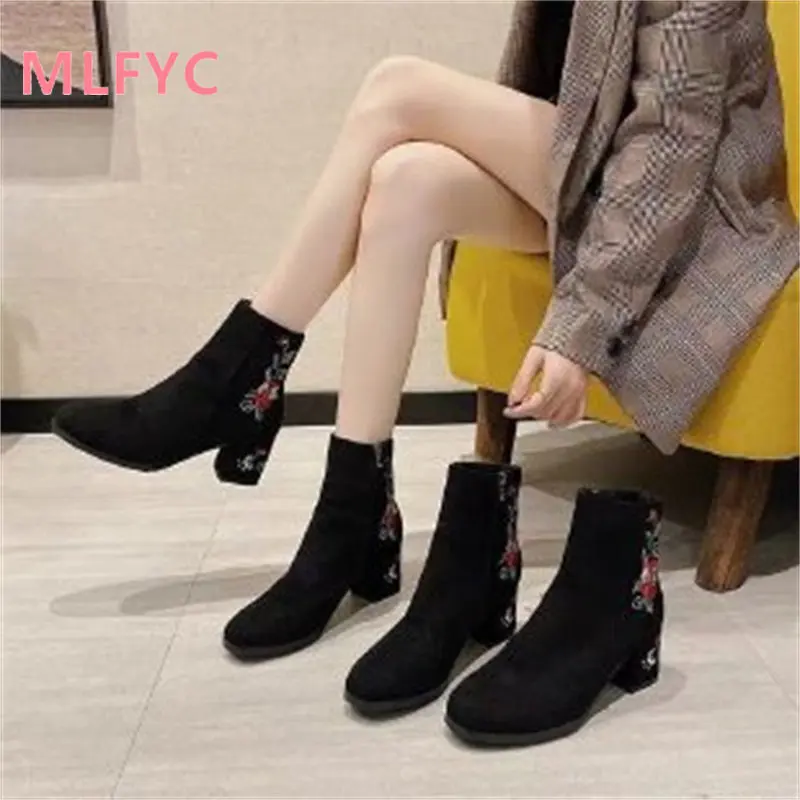 2022 Winter Retro Ethnic Style Embroidered Women's Boots Thick Heel High Heel National Style Embroidered Short Boots