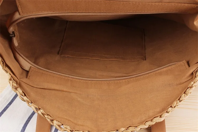 Women Shoulder Bag Round Straw Beach Bag Vintage Handmade Woven Shoulder Bag Raffia circle Rattan bags Bohemian Summer Vacation Casual Bags