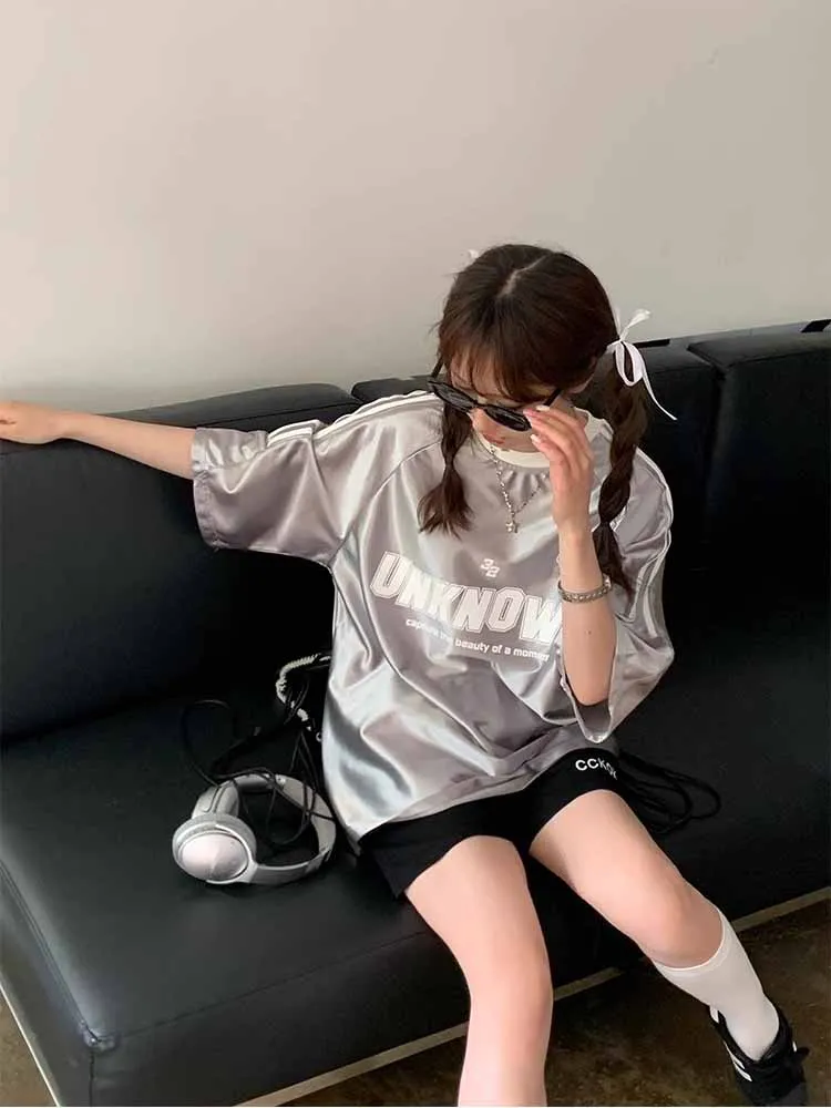 Shiny Silver Design T-Shirt 6
