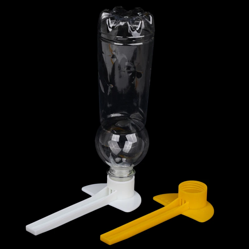 100Pcs Plastic Beekeeping Entry Feeder Cap Feeder Beekeeper Equip Beekeeping Hive Garden Bee Water Drink Feeding Tools