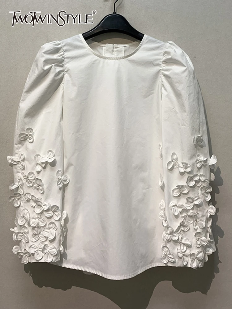 

TWOTWINSTYLE Patchwork Appliques Shirts For Women Round Neck Long Sleeve Loose Solid Elegant Casual Blouse Female Fashion 2023