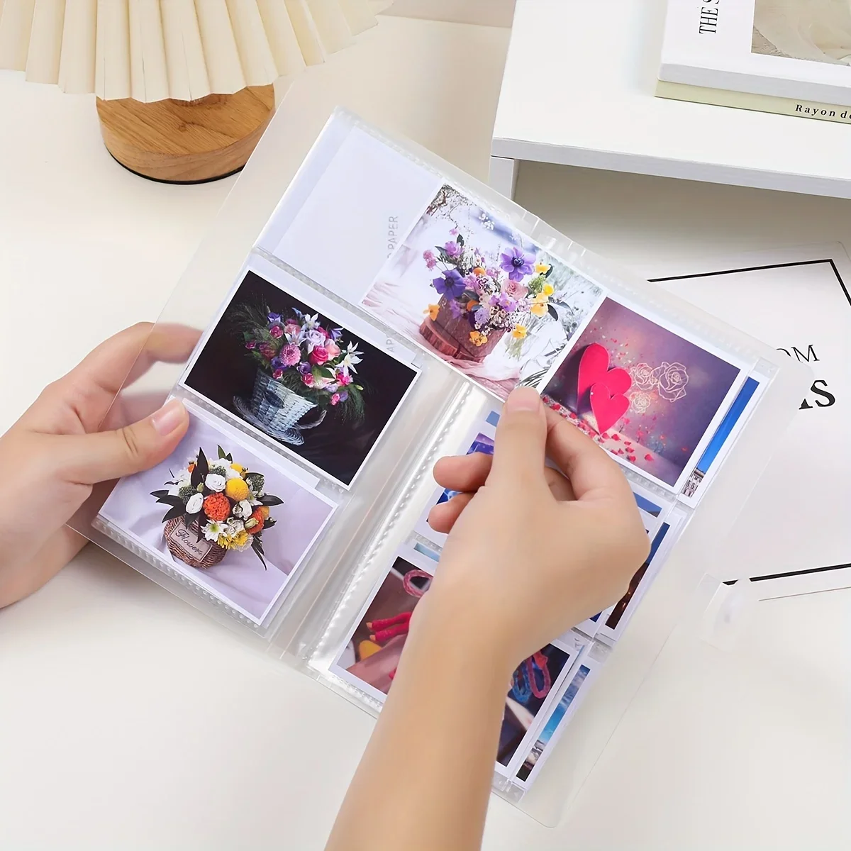None-clipbook storage with photos, or cards, plastic, transparent, protector