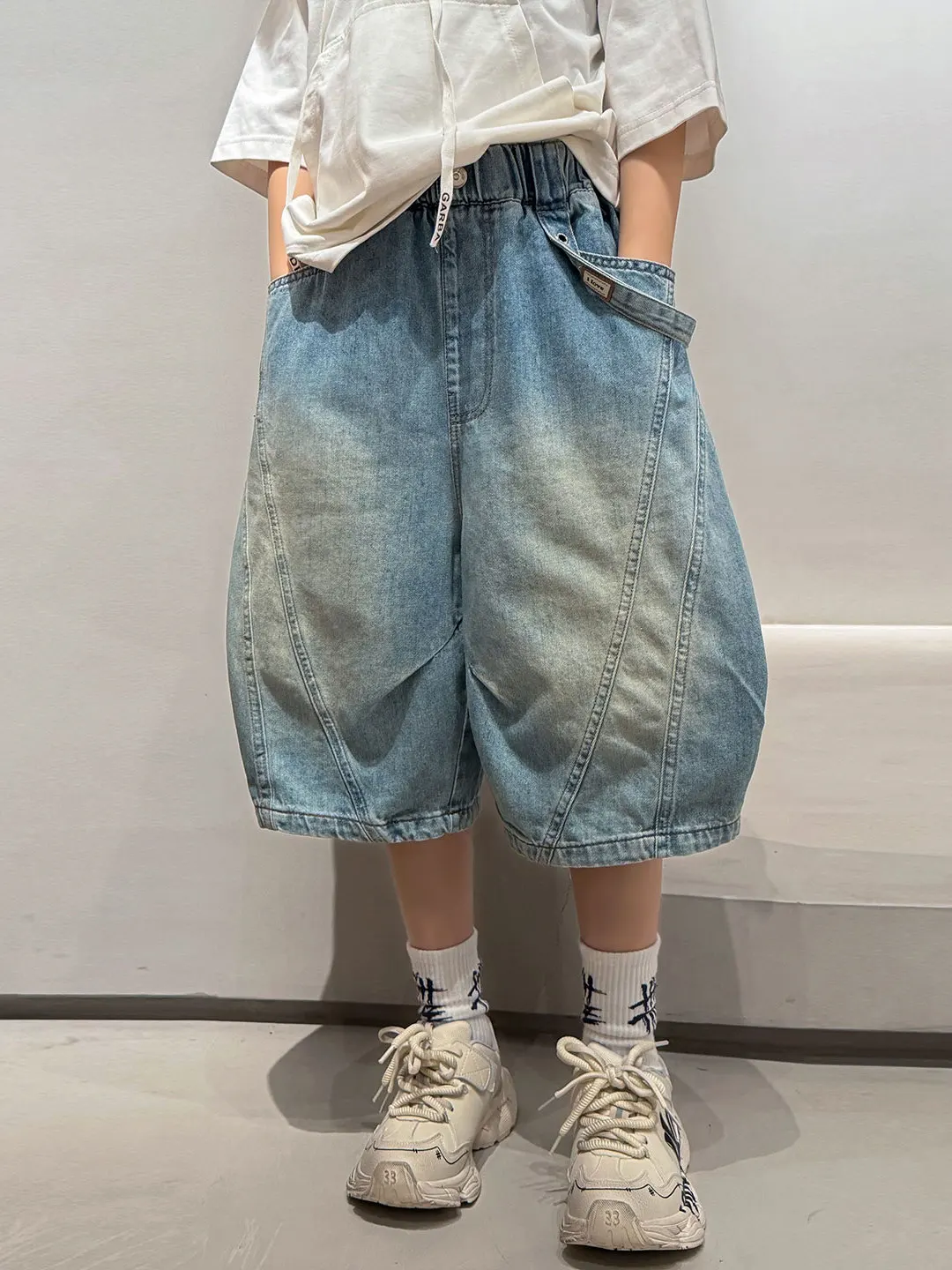 새로운 2026 소년 여름 반바지 얇은 7-5 청바지 바지 아동 의류 남성  여름 스타일 페어리 제비 브랜드