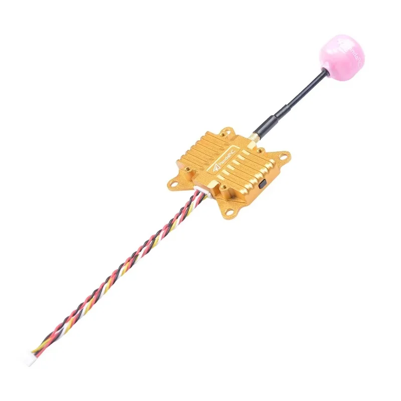 PandaRC VT5804-BAT installé sur un drone FPV avec antenne et câbles visibles