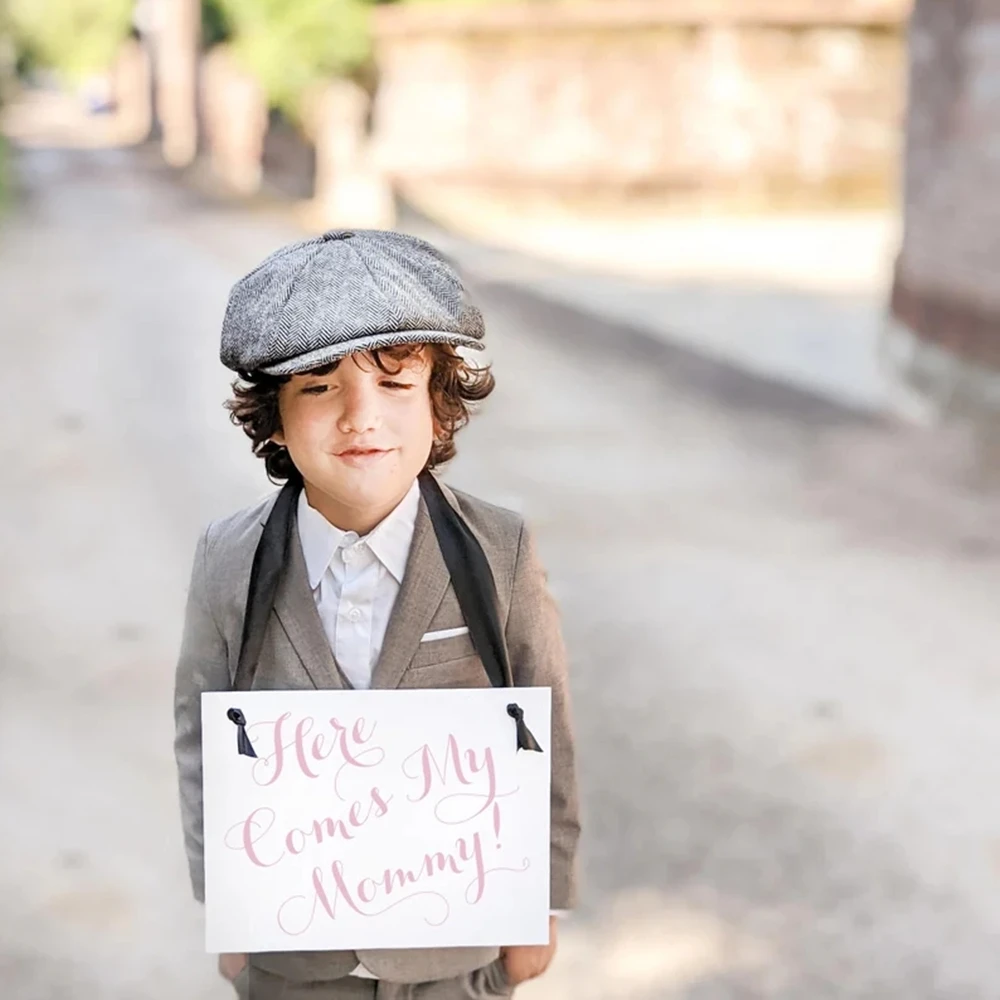 Here Comes My Mommy Sign-Wedding Sign Ring Bearer Flower Girl Son or Daughter of Bride Flowergirl Ringbearer Page Bo