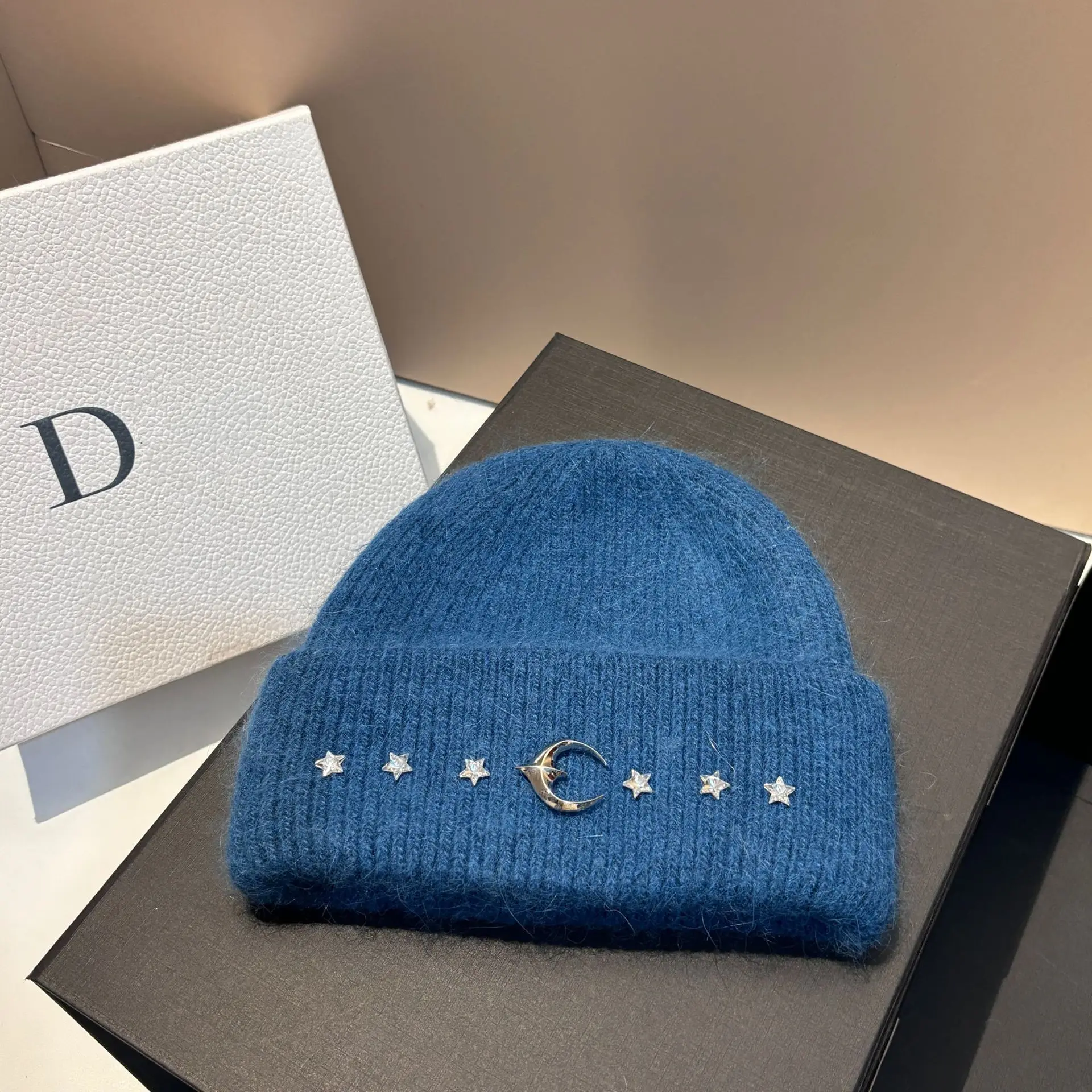 New Rabbit Fur Bifold Knit Hat Winter Warm Fashion Ear Protection Moon Beanie Outdoor Pullover Hat Women
_voghion.com