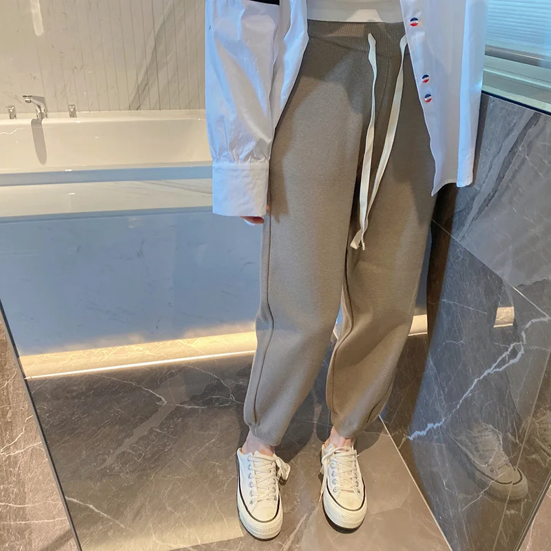 High Quality Korean Gray Legged Sweatpants Women's Versatile Autumn/winter 2022 New Small Loose Thick Casual Sweatpants Trend