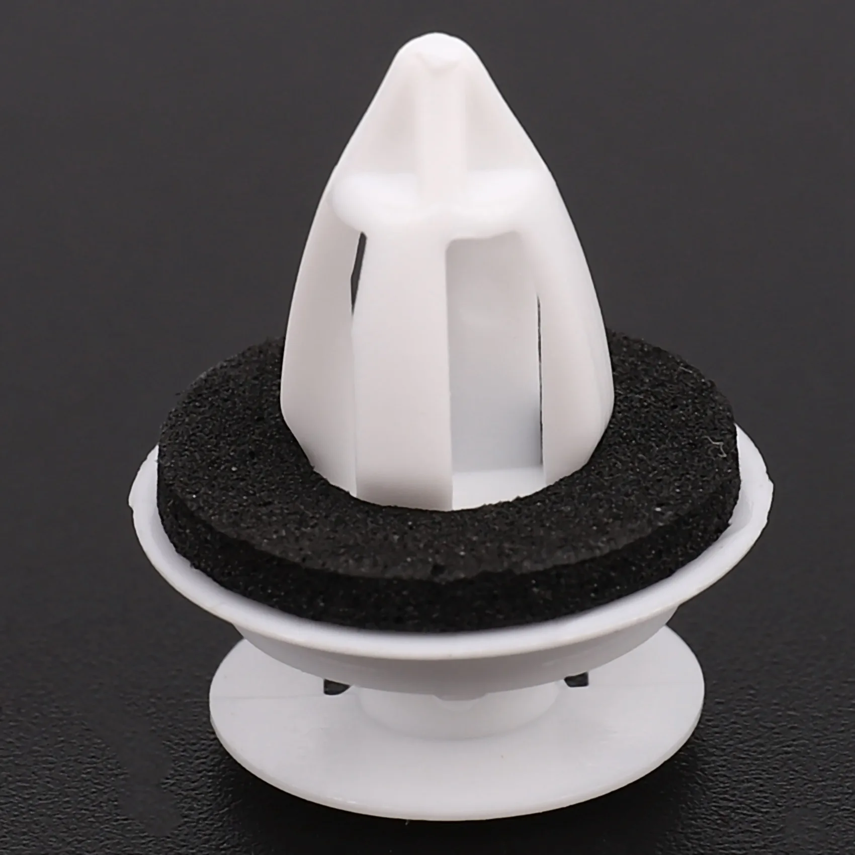 50Pcs Door Panel Clips With Seal Ring for BMW E34 E36 E38 E39 E46 X5 M3 M5 Z3 door panel clips