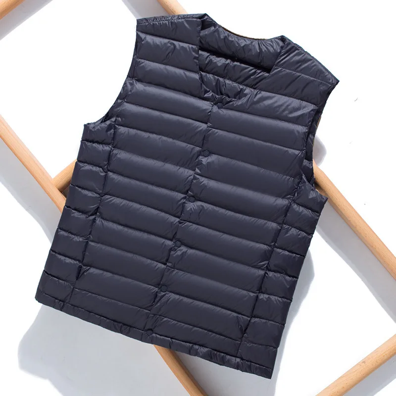 Men White Down Vest Man's Clothing Ultra Light Down Waistcoat Portable Sleeveless Coat Man Winter Round Collar Warm Liner