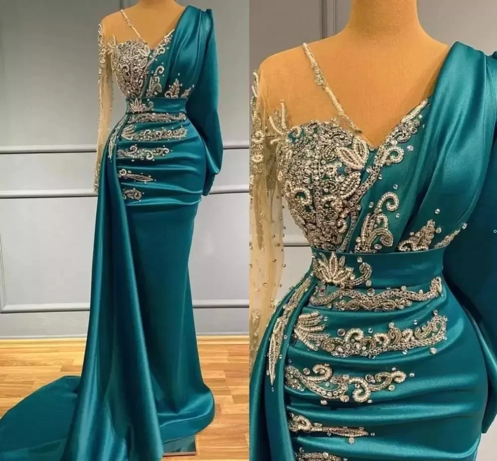 

Sky Blue Plus Size Mother of the Bride Dresses Long Sleeve Appliqued Pleats Mermaid Formal Evening Prom Gowns