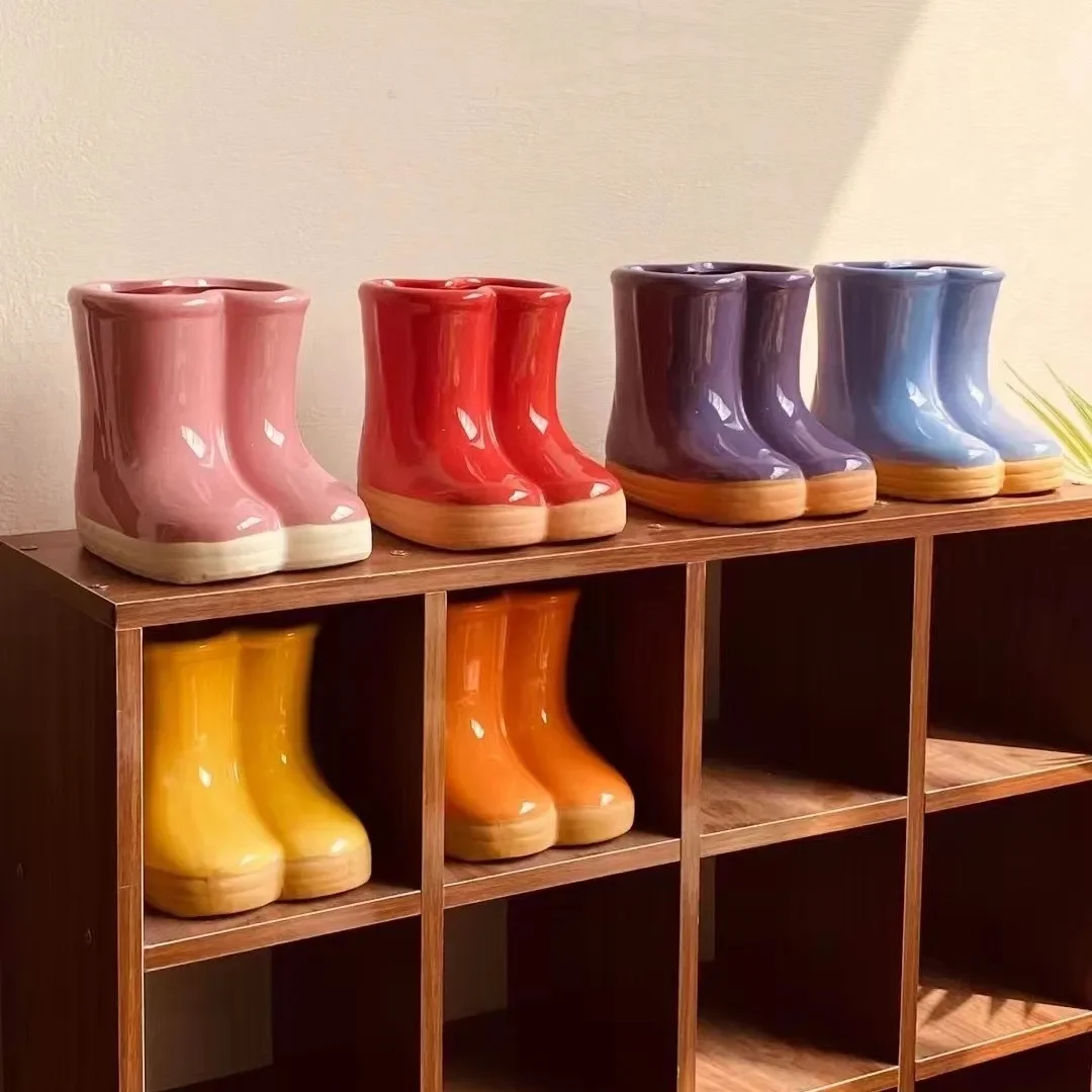 Japanese Rain Boots Ceramic Vase Creative Boots Ornaments Decorative Kitchen Chopsticks Tube Storage Tube Fleshy Flowerpot 4