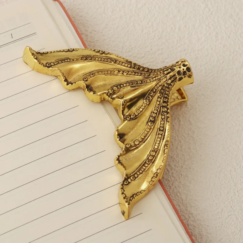 Eleganter Retro-Lesezeichenhalter mit Krokodil-, Motten-, Seestern-, Oktopus-, Meerjungfrauen- und Fischschwanz-Motiven, 3D-Handdesign, Unisex – Detail 18