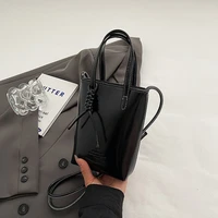 Mini sac à bandoulière en cuir Pu rouge pour femmes, tendance d'été, pochette pour téléphone portable, motif de lettres, petit sac à main 2025 4