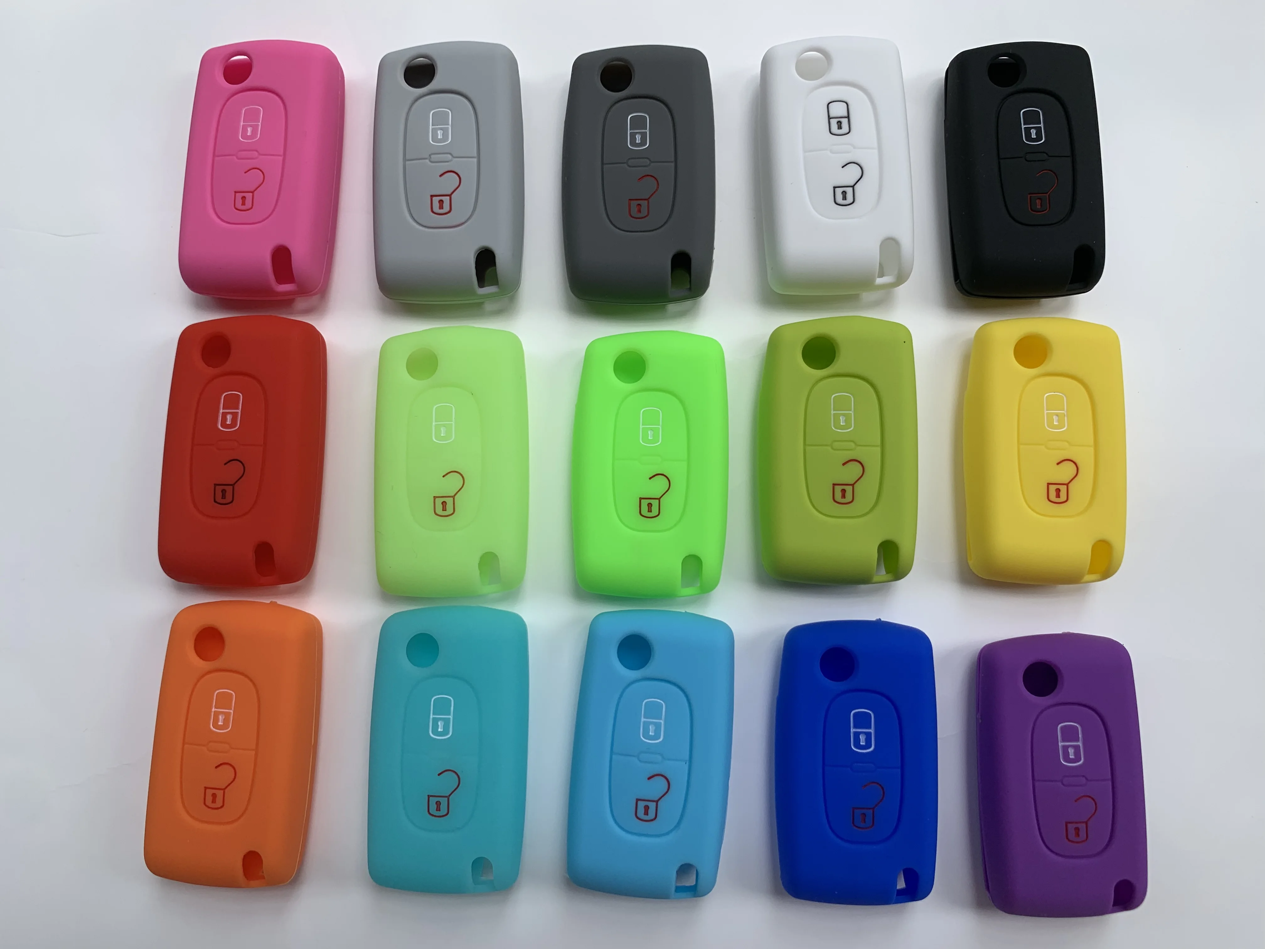 Silicone Car Key Fob Cover Case For Peugeot 206 208 207 3008 308 RCZ 508 408 2008 407 307 2 Buttons Flip Remote Folding Shell