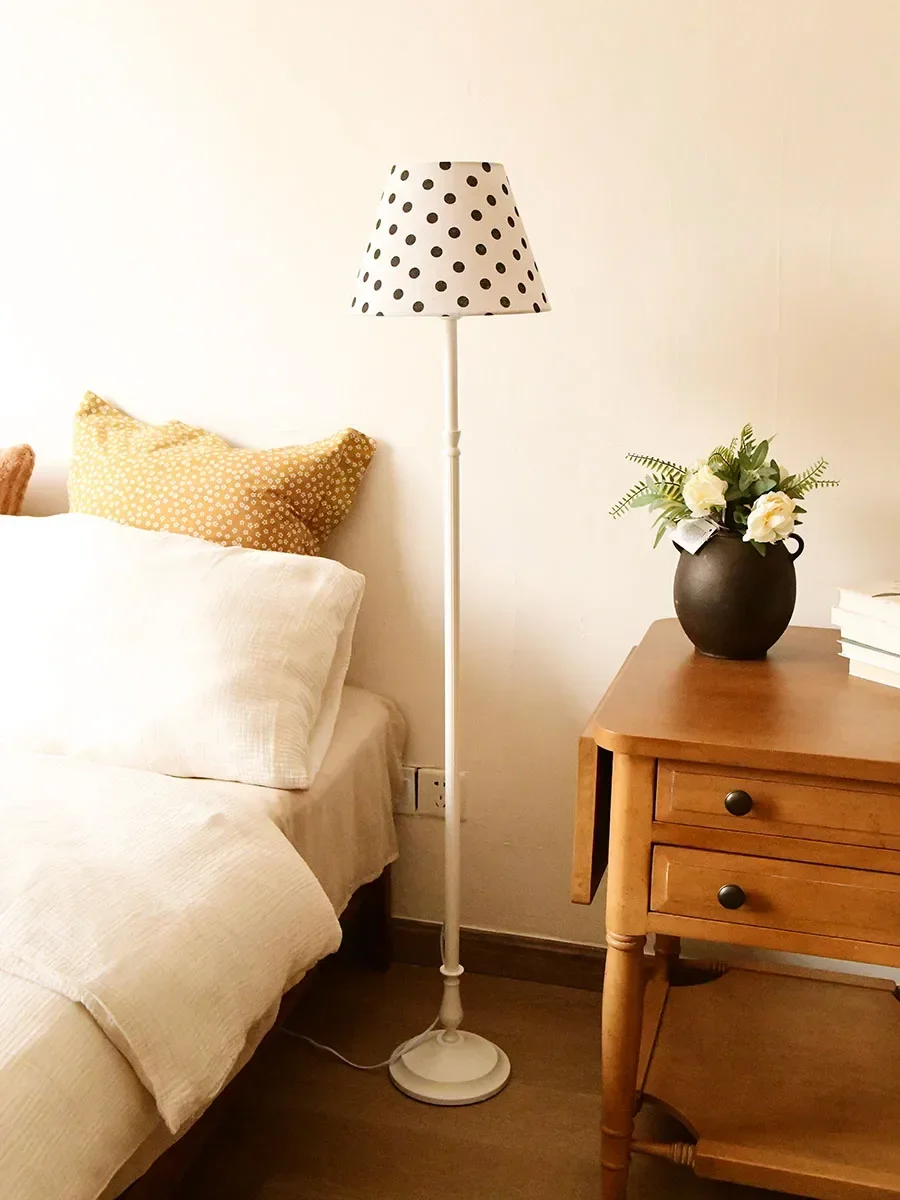 

Retro Dots Floor Lamp French Artistic Minimalist Fresh Japanese Nordic Bedroom Bedside