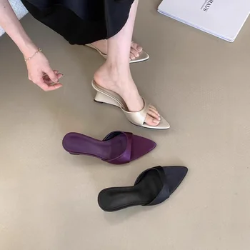 2026 Summer Fashion Pointed Toe Women Slippers Wedges Mid Heels Shoes Designer Sandals Dress Party Flip Flops Big Size 35-40 1