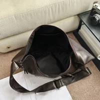 Sac à bandoulière pour hommes, décontracté, polyvalent, à la mode, grande capacité, sac de taille, Simple, léger, sac à dos de sport de plein air 2