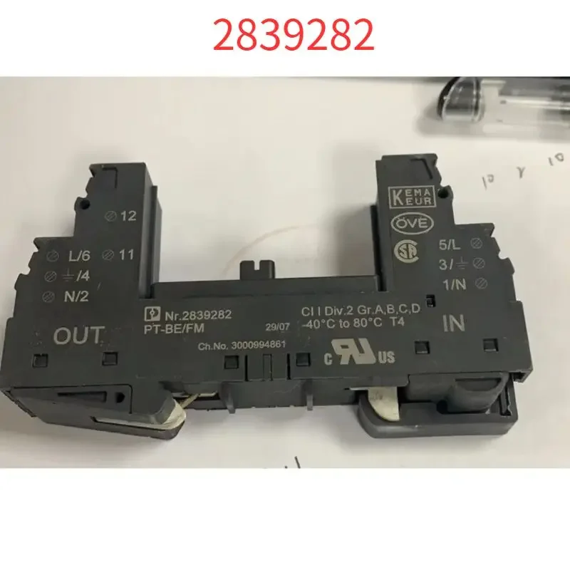 

Brand New Lightning protector base 2839282 PT-BE/FM