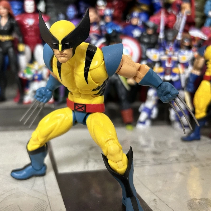 Marvel Legends Wolverine フィギュア Marvel Legends Series: Wolverine X-Men '97 Action Figure Toy