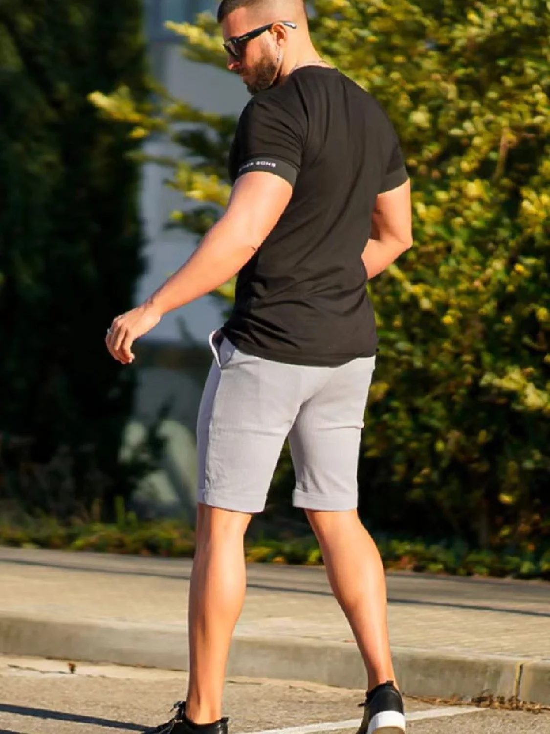 Рисунок 5 - Мужские облегающие брюки BUTZ