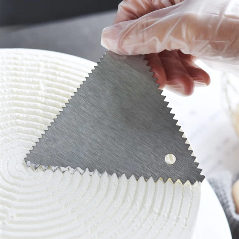 Set 6 Raschietti Per Torte - Per Decorare E Lisciare - Design Con Denti Seghettati E Foro Per Appendere