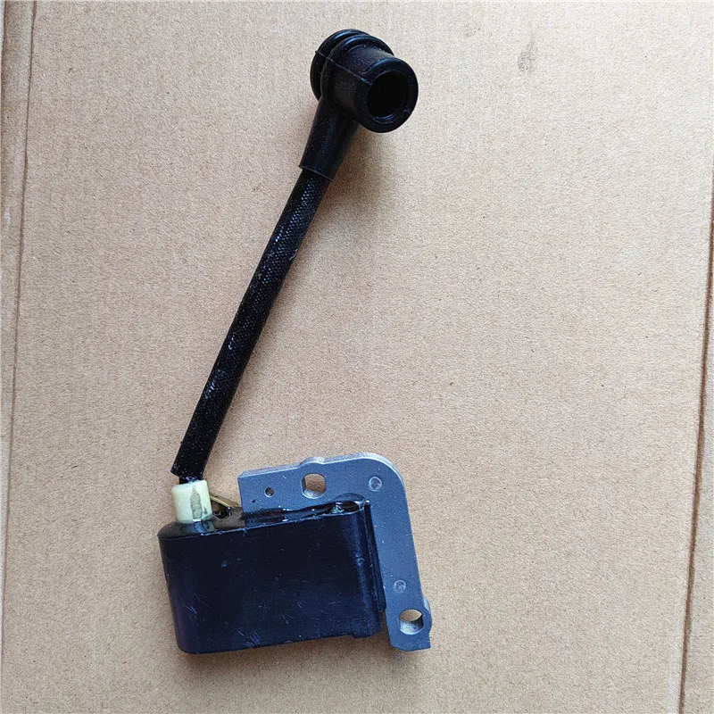 947 Bobina Di Accensione Per Motosega Adatta Emak Oleomac 936,940 Emak-50050013Ar,952 2501001R,942,946,951 095100104Ar Efco Em-50070013A Zf097