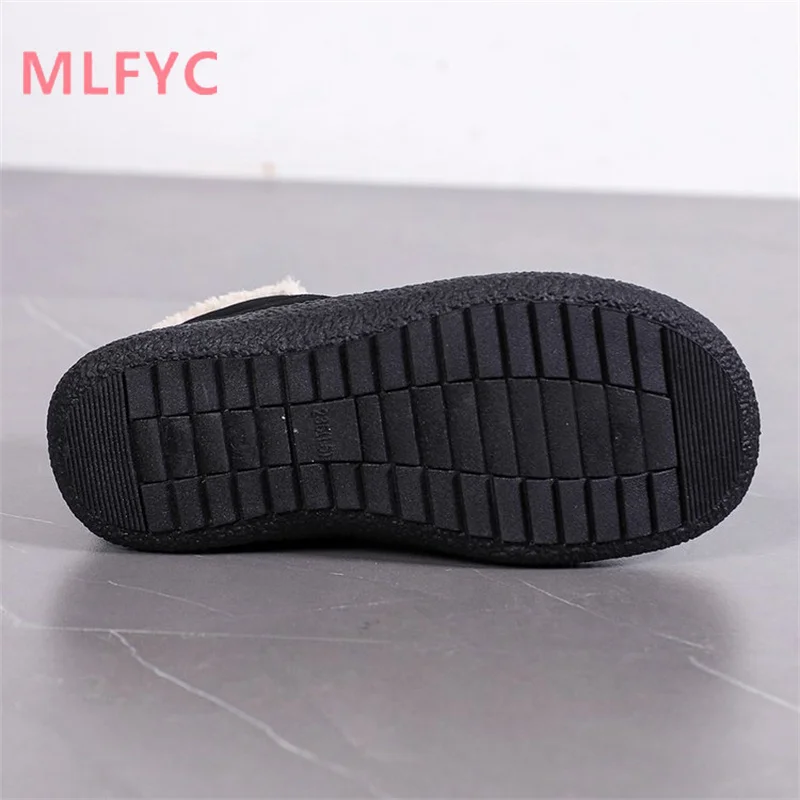 Lightweight casual cotton shoes for women in autumn and winter 2023, new thickened warmth and anti slip cotton boots for women