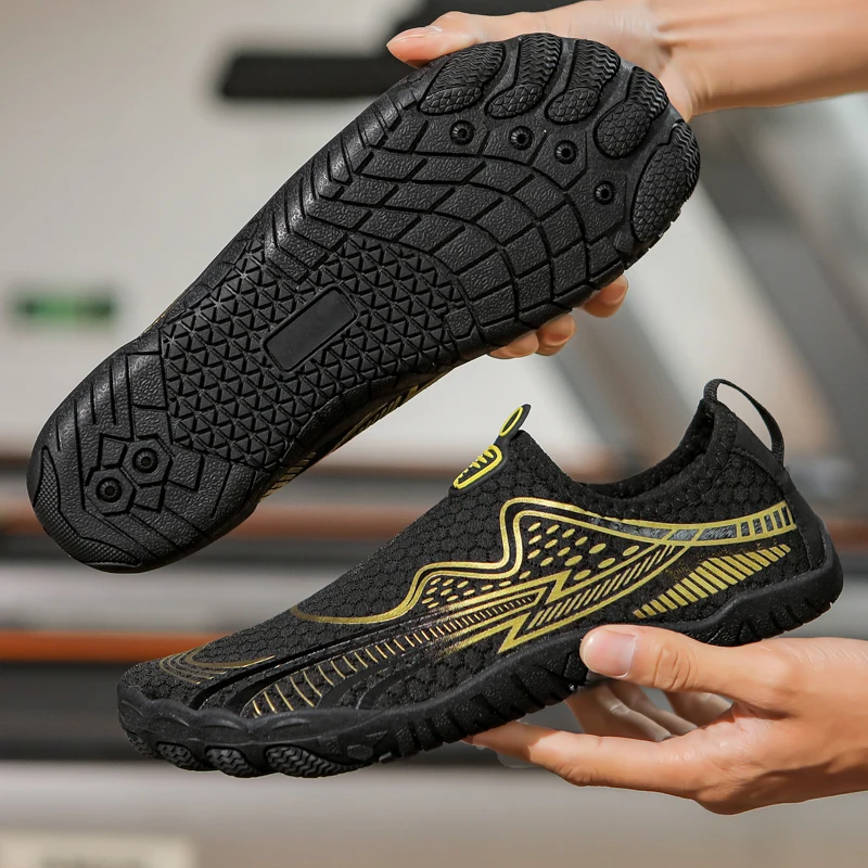 Scarpe da acqua da uomo Spiaggia a piedi nudi Aqua Calzini Sneakers da donna Palestra ad asciugatura rapida Sport Surf Immersioni Nuoto Snorkeling Scarpe da yoga