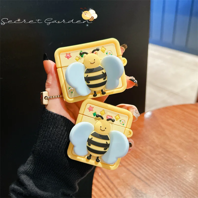 

Cute 3D Wings Movable Little Bee Bluetooth Headset Cover for Airpods 1 2 3 Pro Pro2 Headphone Cover Wireless Earphone Box