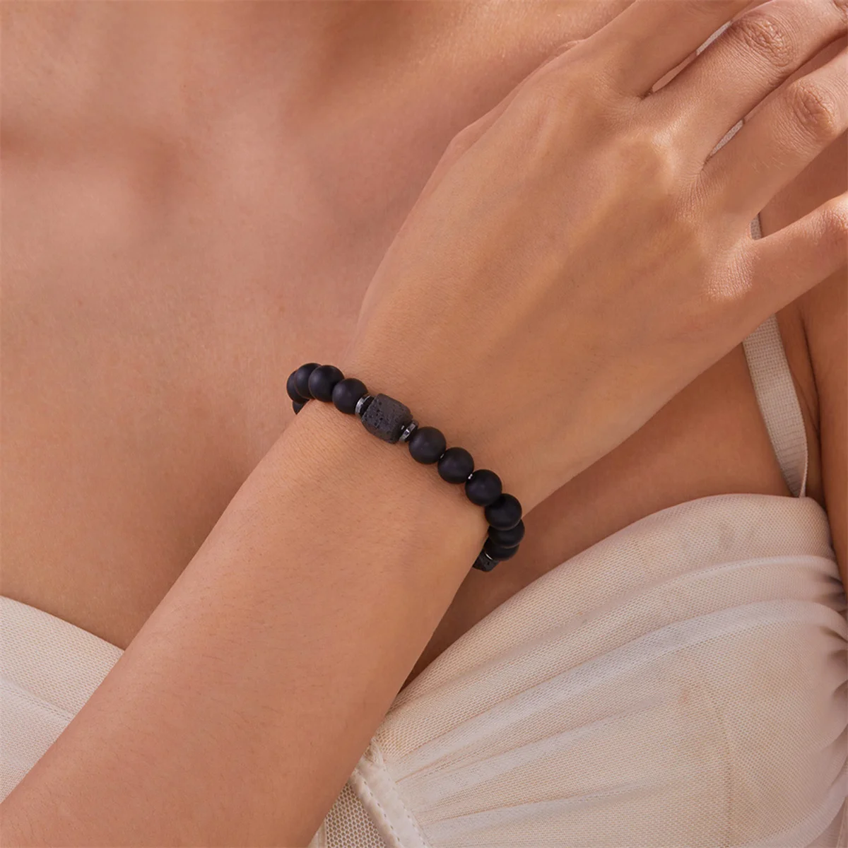 Peaceful energy bracelet featuring white and blue stones