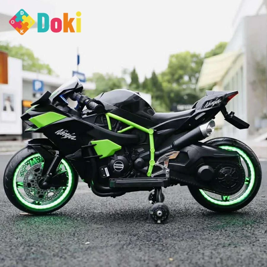 Children's Electric Car Cool Wheel Lights Dual Drive Boys Motorbike Tricycle Baby Electric Motorcycle Motorbike for Kids Ride On
