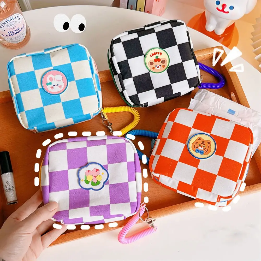 

1 Pc Portable Lipstick Bag Simple Cartoon Flower Bear Lovey Travel Storage Bag Sanitary Napkins Case Chessboard Cosmetic Bag