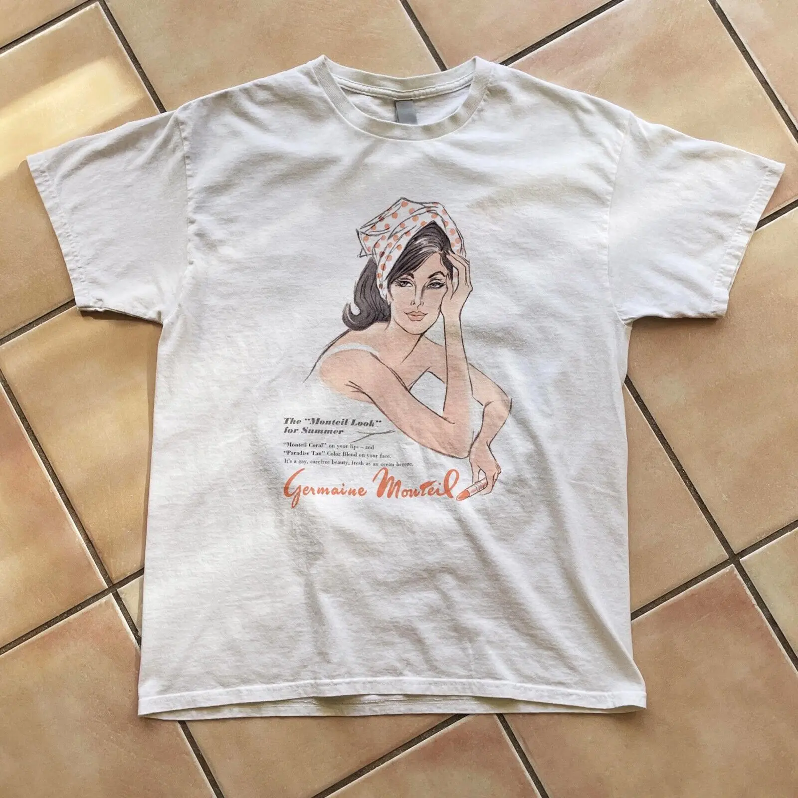 

The Monteil look for summer, винтажная рекламная футболка с принтом