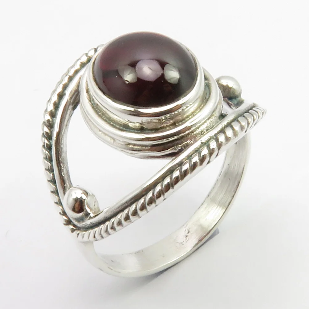 

Classic Style Red Color Ring Face Width 16mm