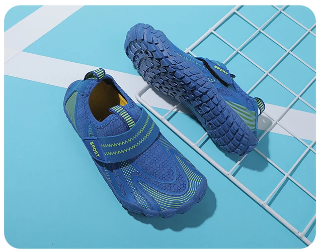 Chaussures D'Eau Bébé Enfants Chaussettes Aquatiques Antidérapantes Pieds  Nus Pour Nager, Plage, Piscine