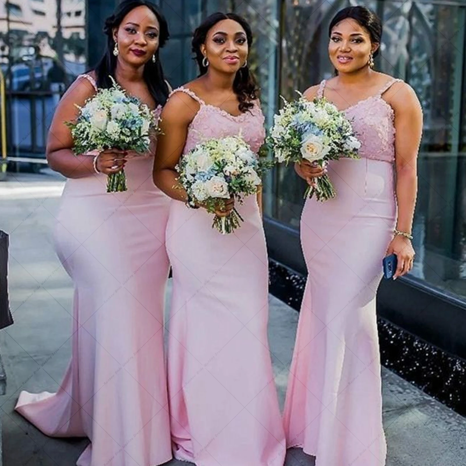 

Sexy Sheath Sleeveless Bridesmaids Dress With Sweep Train Elegant Spaghetti Straps Appliques Maid Of Honor Dresses For Wedding