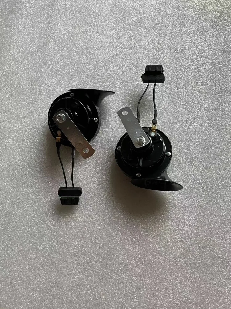 2pcs Car Speaker Electric Air Snail Horn Conversion Wire Cable Plug Adapter audio speaker adapter without damaged for vw audi toyota honda Mitsubishi