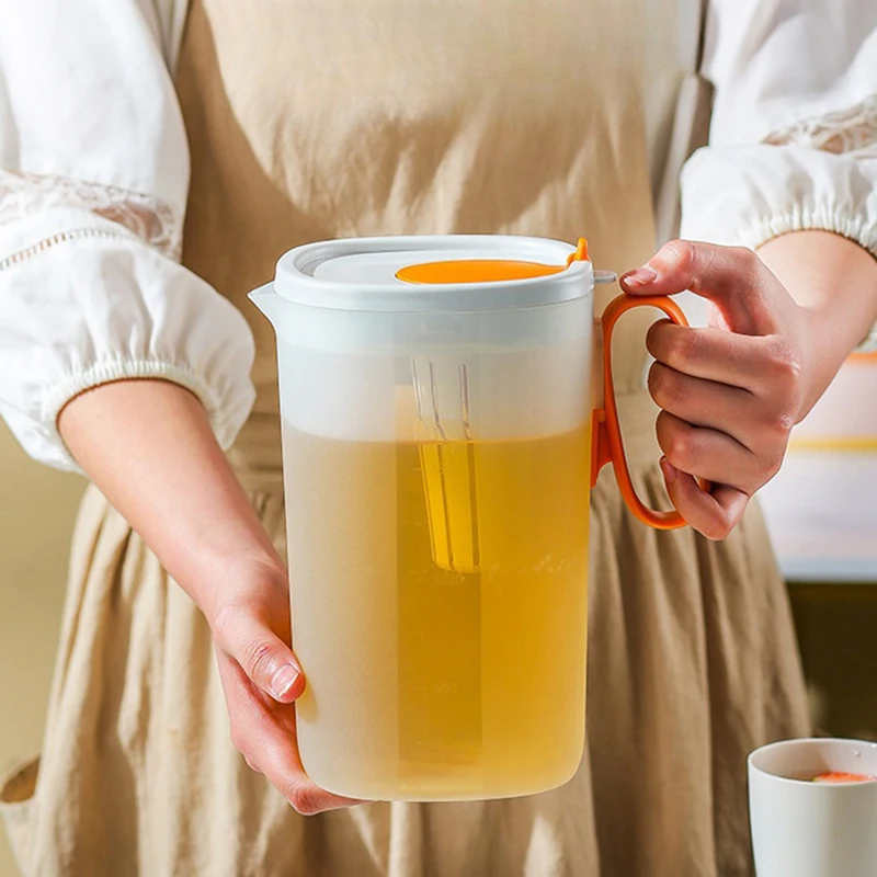 1550ml Plastic Water Pitcher For Parties With Lids Drinking Pitcher Jug For Water College Kitchen Essentials