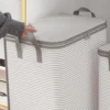 Large Capacity Quilts Storage Bags with Lids and Reinforced Handle Bags for Bedding and Clothes Organization 1