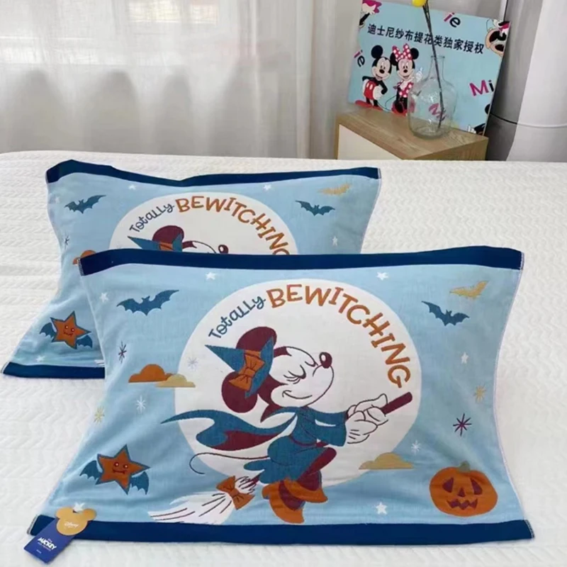 thumbnail image 1 of Disney-funda de cojín de Mickey Mouse, toalla de almohada de Minnie, Anime, Kawai, decoración del hogar, regalos, 2 piezas, 1 of 5