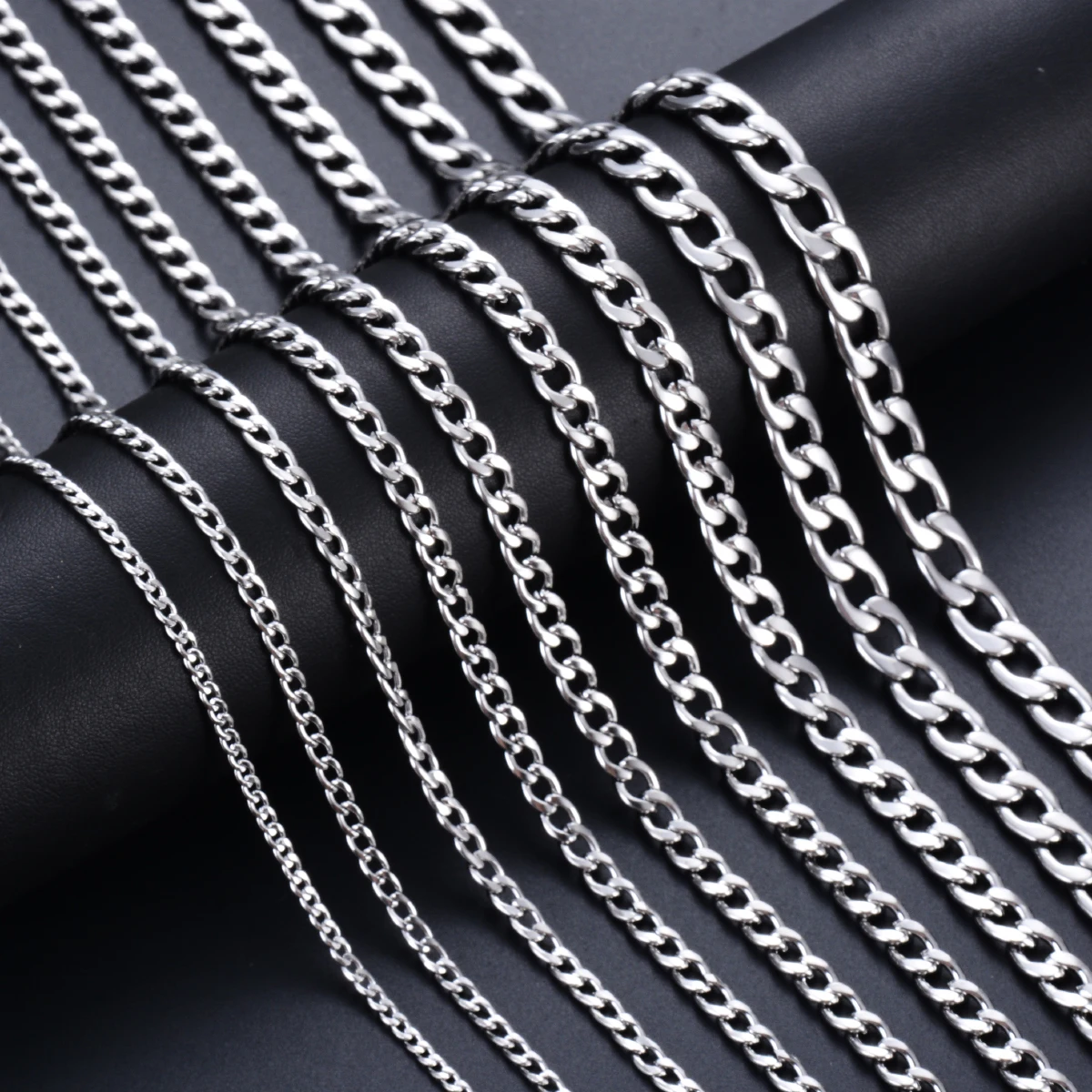 

Width 3mm/4.5mm/5mm/6mm/7mm/7.5mm Stainless Steel Curb Cuban Link Chains Punk Chain Necklace Chokers Jewelry For Men Women