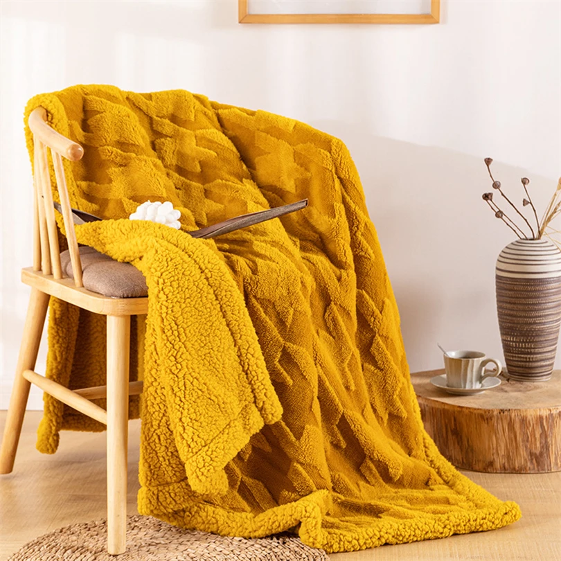

Modern Simple Lamb Fleece Blanket, Houndstooth Blanket, Office Thickened Warm Shawl, Sofa, Lunch Break, Autumn and Winter
