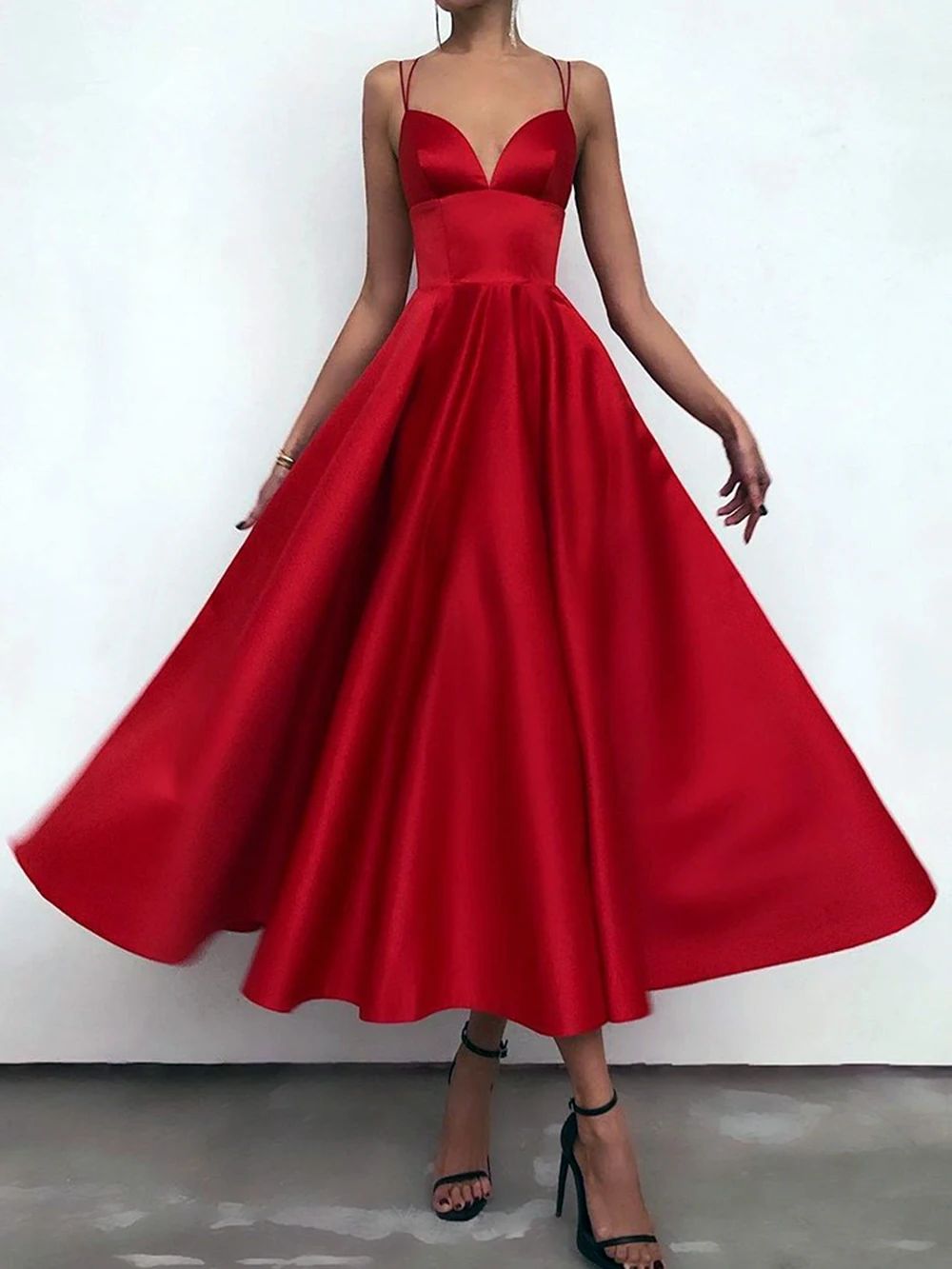 

Женское красное платье на тонких бретельках для выпускного вечера, очаровательное вечернее платье с V-образным вырезом и открытой спиной, праздничное платье