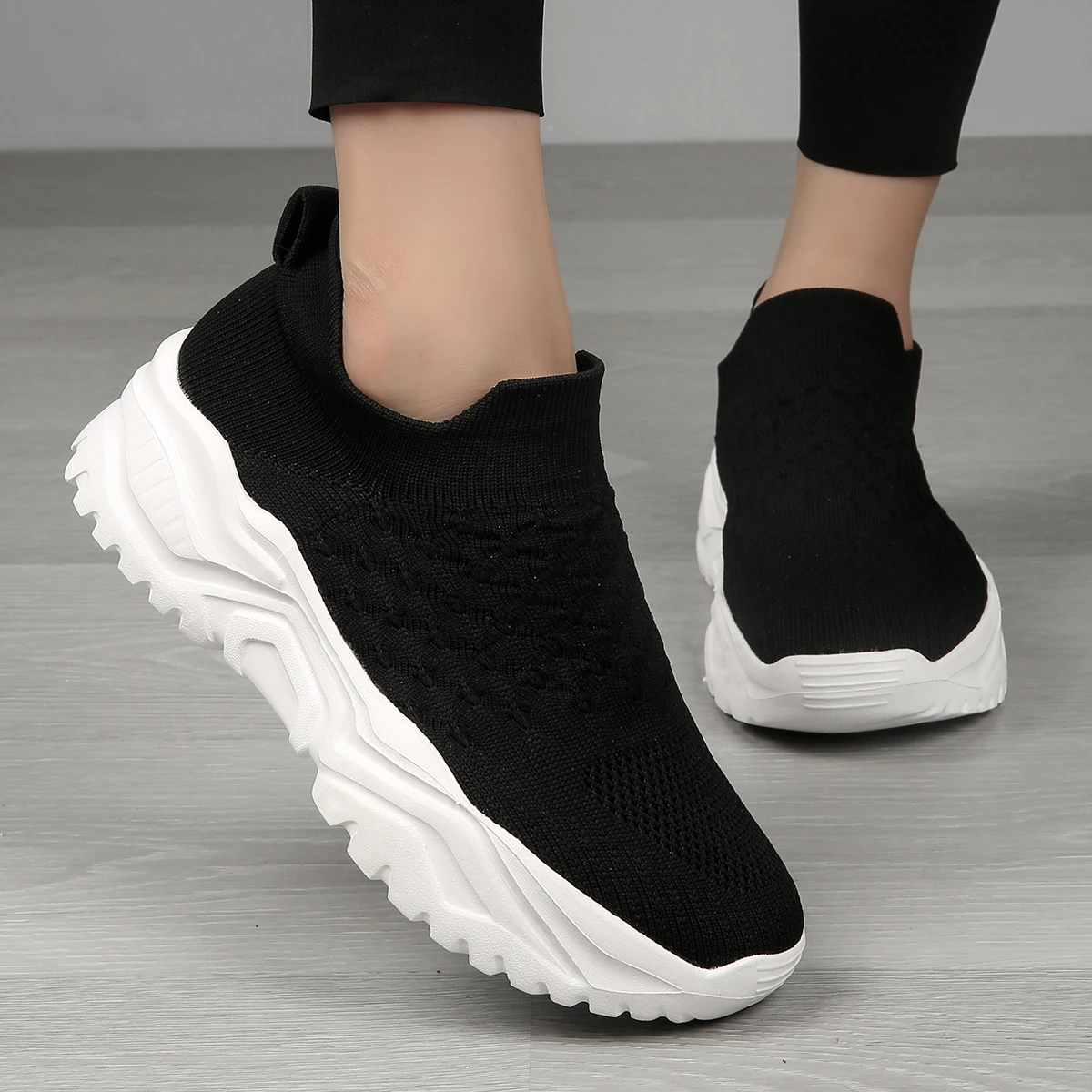 Women Casual Sport Shoes Light Sneakers Women's White Outdoor Breathable Mesh Black Running Shoes Athletic Jogging Tennis