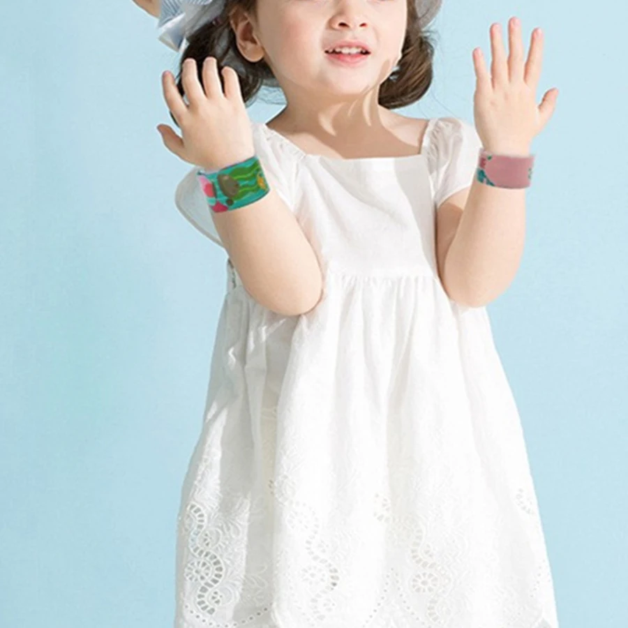 Description Picture 6 of item12Pcs Random Cartoon Mermaid Slap Bracelets  Animals Wristband Gift Birthday  Kids Favor Toys Party Supplies