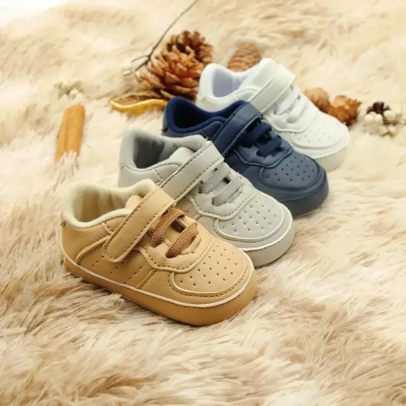 Hot Selling Baby Casual Sports Shoes Spring and Autumn Girls and Boys High Quality Rubber Sole Anti Slip Prewalker Shoes 2