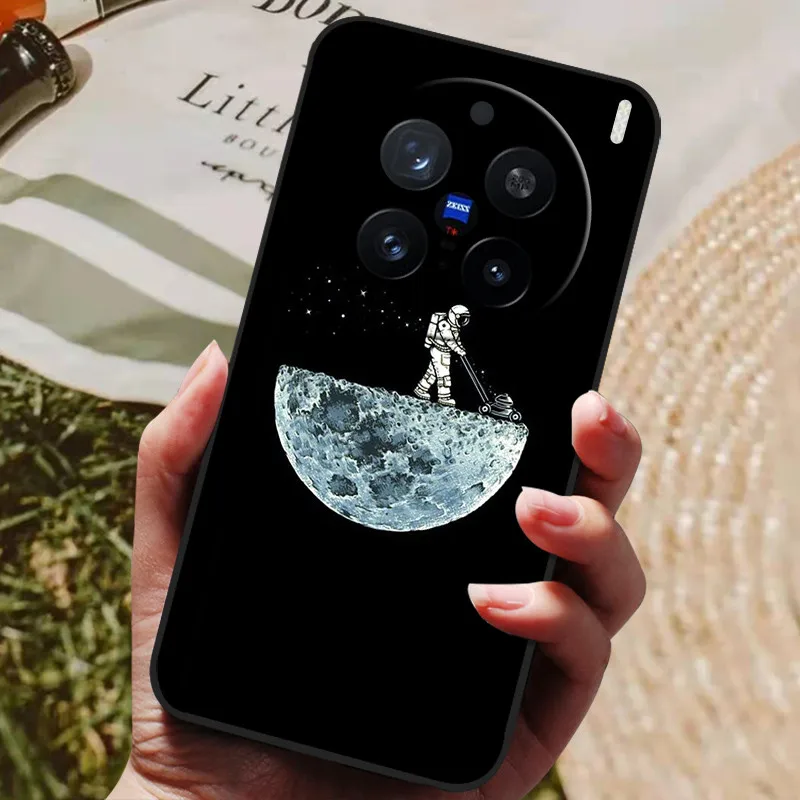 Luxury Painted Silicone Back Cover - Protective Shell