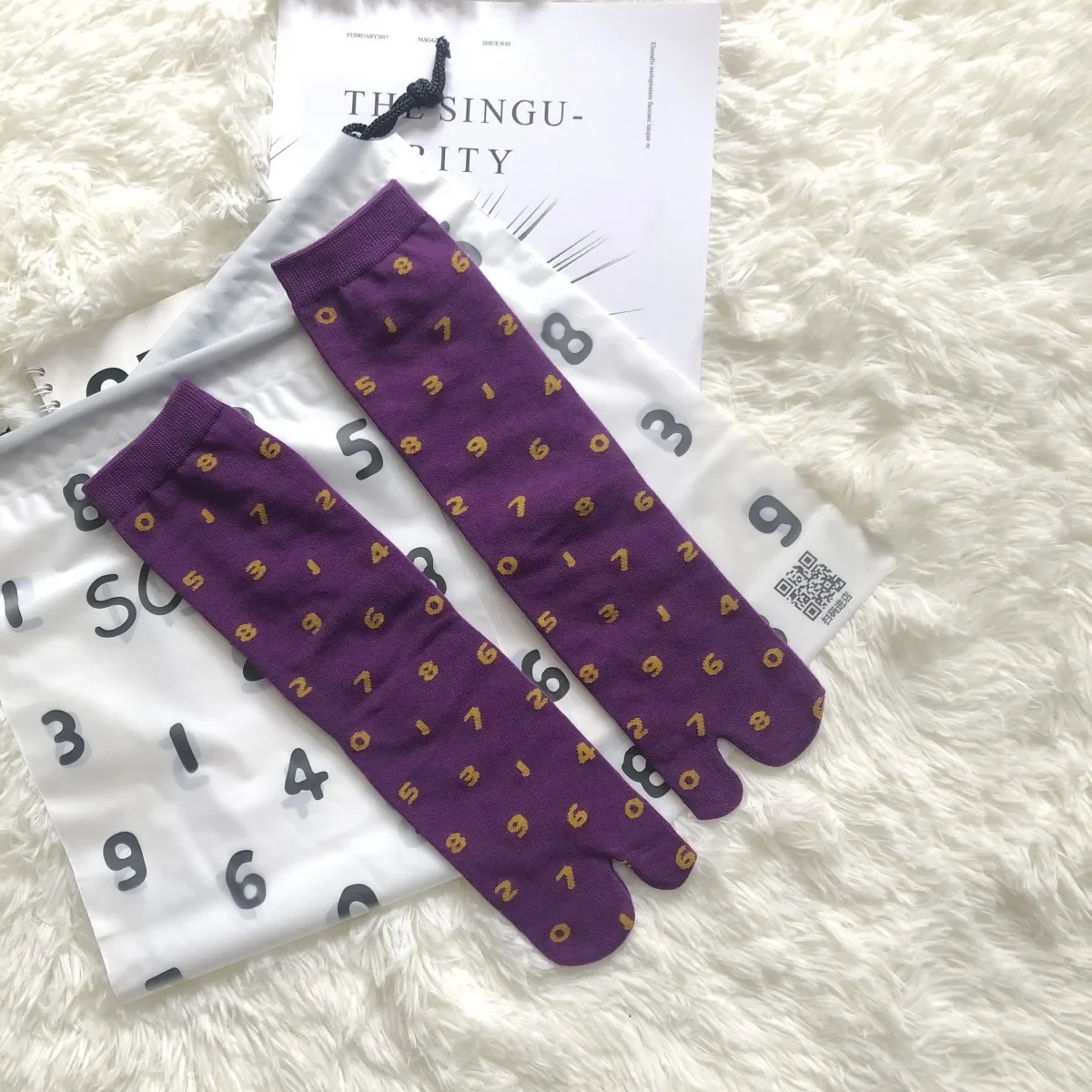 Schicke japanische Jacquard Split Toe Socken Mode digitale gekämmte Baumwolle zwei Zehen Socken Frauen koreanische Harajuku zwei Finger Tabi Socken – Detail 13