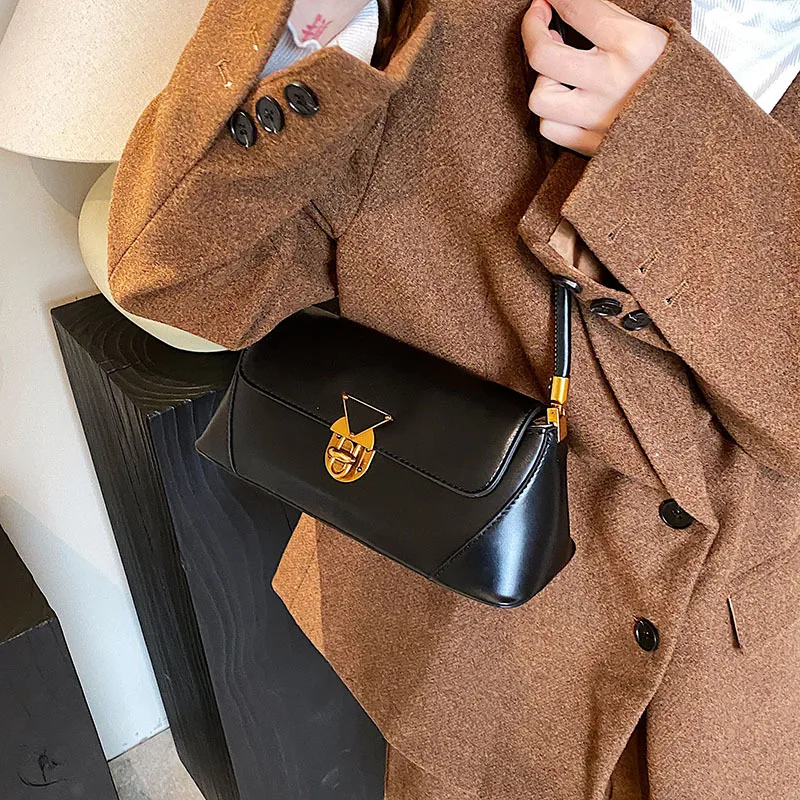 

Fashion Shoulder Bag for Women PU Leather Underarm Bag Exquisite Solid Color Armpit Bag Retro Hasp Handbag 2024 Small Tote Bag